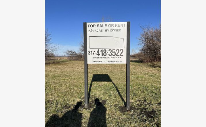 Pictures of Land property located at 400 Lynch Rd, Danville, IL 61834 for sales - image #1