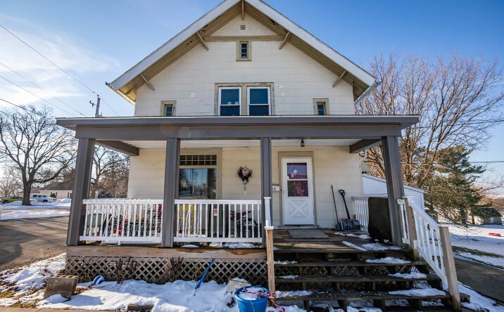 Pictures of Multifamily property located at 706 Fair Street, Mineral Point, WI 53565 for sales - image #1