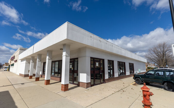 Pictures of Retail, Office property located at 5830 W 35th Street, Cicero, IL 60804 for sales - image #1