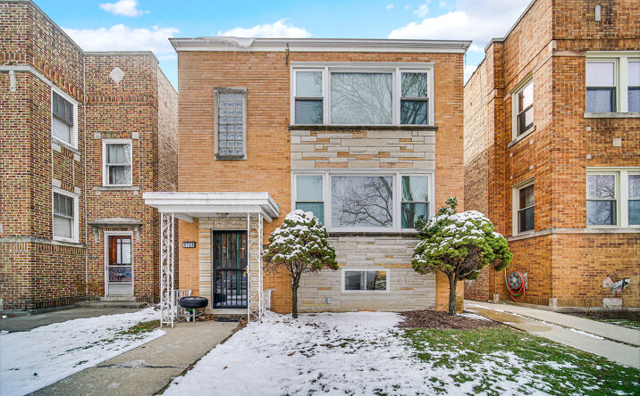 Pictures of Multifamily property located at 5728 N McVicker Avenue, Chicago, IL 60646 for sales - image #1