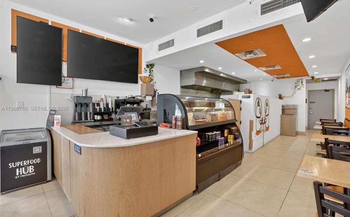 Pictures of Business for Sale, Retail property located at QSR- Beachside Restaurant For Sale, Fort Lauderdale, FL 33304 for sales - image #1