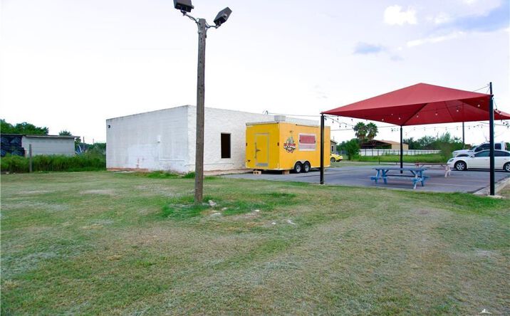 Pictures of Retail property located at 13108 FM 493 Road, Edcouch, TX 78538 for sales - image #1