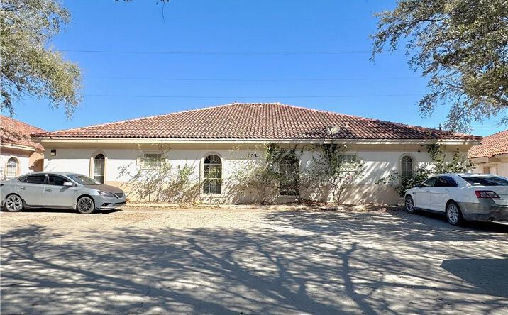 Pictures of Multifamily property located at 602 Buena Vista Drive, Weslaco, TX 78596 for sales - image #1