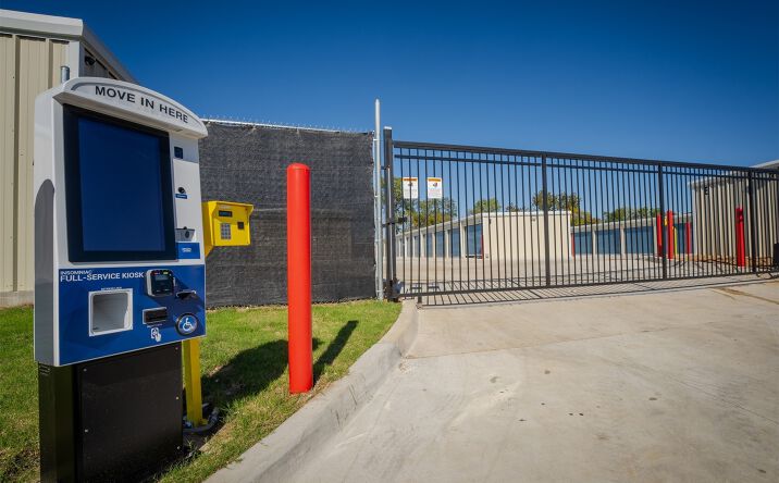 Pictures of Industrial property located at 1535 S Memorial Drive, Tulsa, OK 74112 for sales - image #1