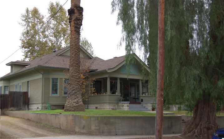 Pictures of Multifamily property located at 4160 Chestnut Street, Riverside, CA 92501 for sales - image #1
