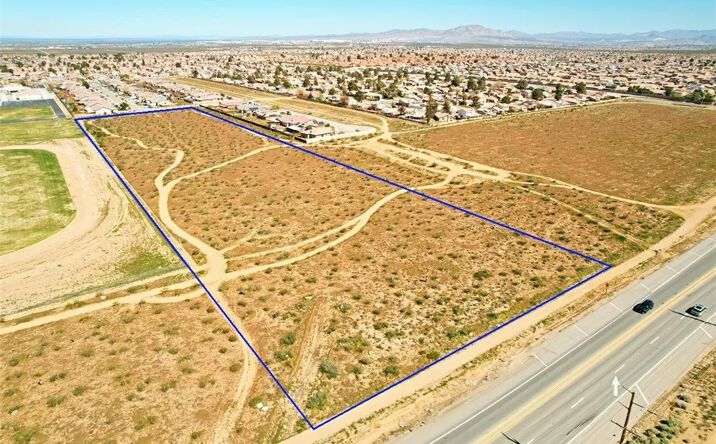 Pictures of Land property located at 5 Palmdale, Adelanto, CA 92301 for sales - image #1
