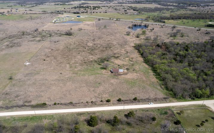 Pictures of Land property located at 10692 Old Willis Road, Kingston, OK 73439 for sales - image #1