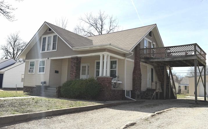 Pictures of Multifamily property located at 615 SW High AVE, Topeka, KS 66606 for sales - image #1