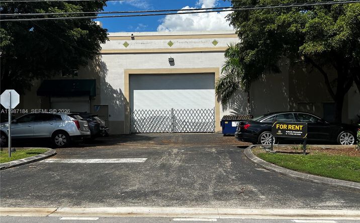 Pictures of Industrial property located at 8221 NW 30th Ter, Doral, FL 33198 for sales - image #1