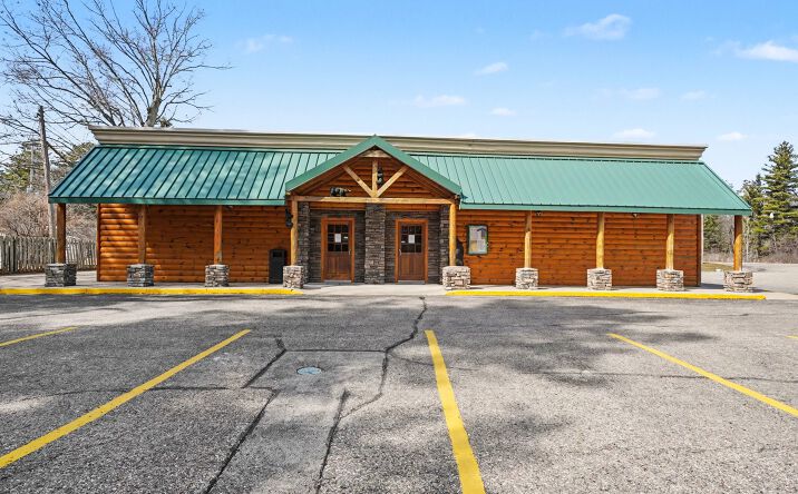 Pictures of Retail property located at 1222 US 23, East Tawas, MI 48730 for sales - image #1