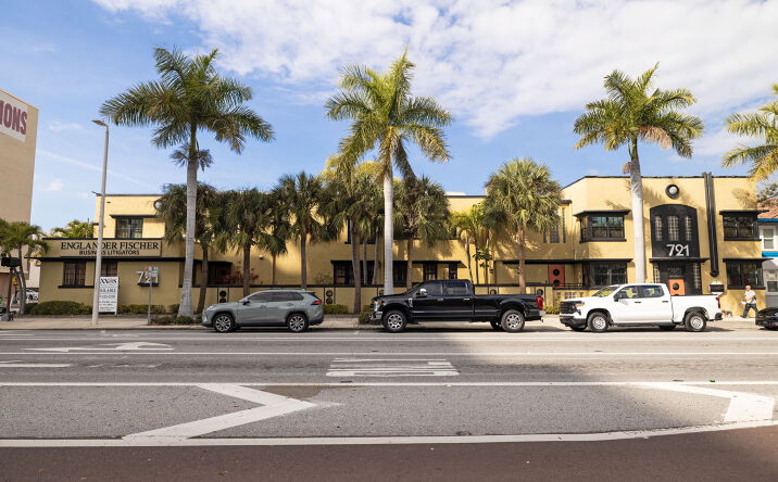 Pictures of Office property located at 721 1st Avenue North, St. Petersburg, FL 33701 for sales - image #1