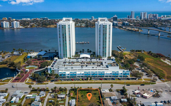 Pictures of Retail, Land property located at 224 Riverside Dr, Daytona Beach, FL 32117 for sales - image #1