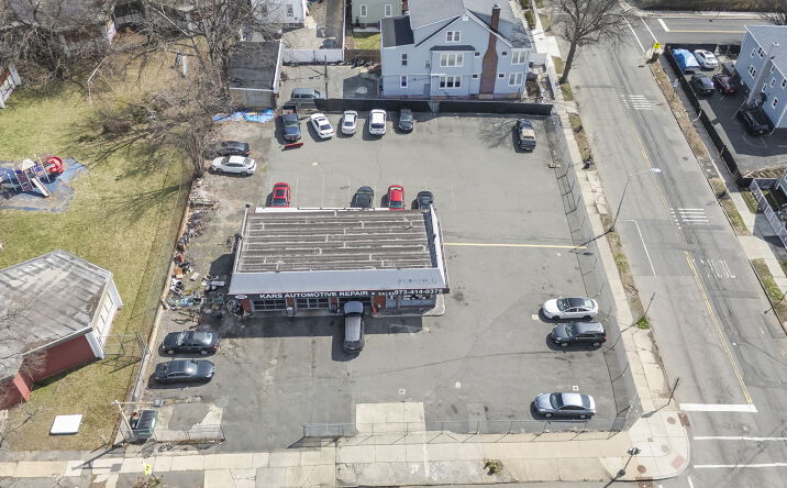 Pictures of Retail property located at 382 S Clinton St, East Orange, NJ 07018 for sales - image #1