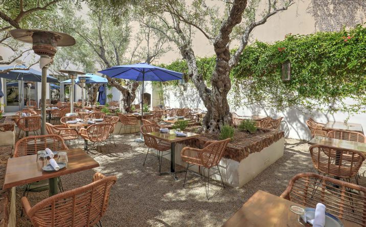 Pictures of Retail property located at 7 E Anapamu St, Santa Barbara, CA 93101 for sales - image #1