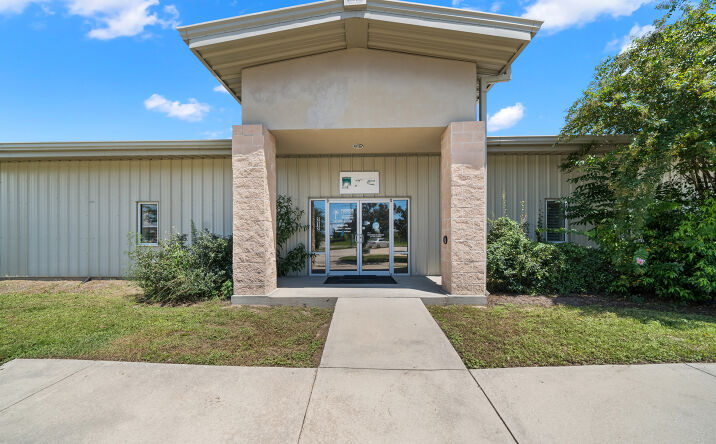 Pictures of Office property located at N Tyndall Pkwy, Panama City, FL 32404 for sales - image #1