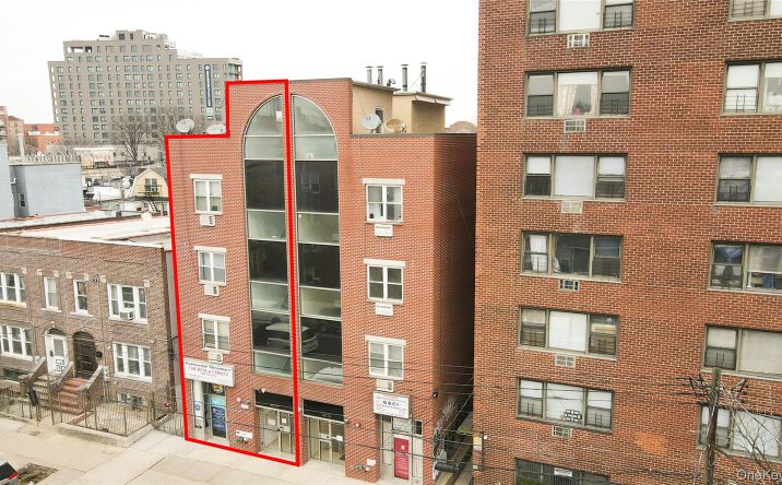 Pictures of Multifamily property located at 4021 69th Street, New York, NY 11377 for sales - image #1