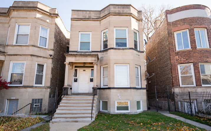 Pictures of Multifamily property located at 5419 S Wabash Avenue, Chicago, IL 60615 for sales - image #1