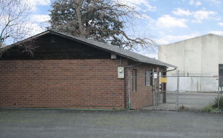 Pictures of Office, Industrial property located at 2705 NE 65th Ave, Vancouver, WA 98661 for sales - image #1