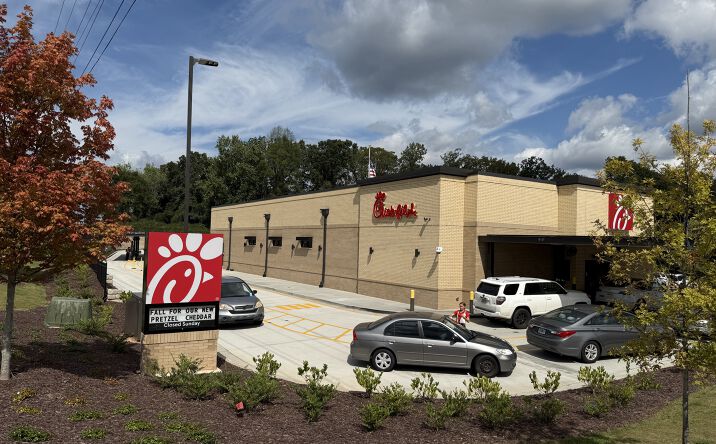 Pictures of Retail property located at 3437 Winder Hwy, Flowery Branch, GA 30542 for sales - image #1