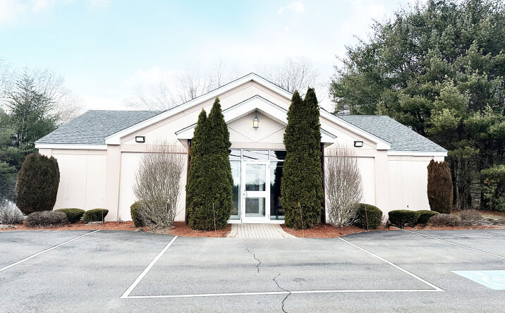 Pictures of Industrial, Mixed Use, Office, Retail property located at 2 Old Nashua Rd, Londonderry, NH 03053 for sales - image #1