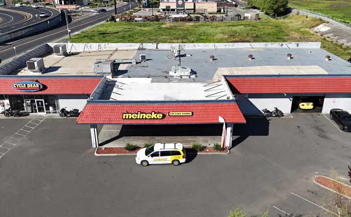 Pictures of Retail property located at 1525 Holiday Ln, Fairfield, CA 94534 for sales - image #1