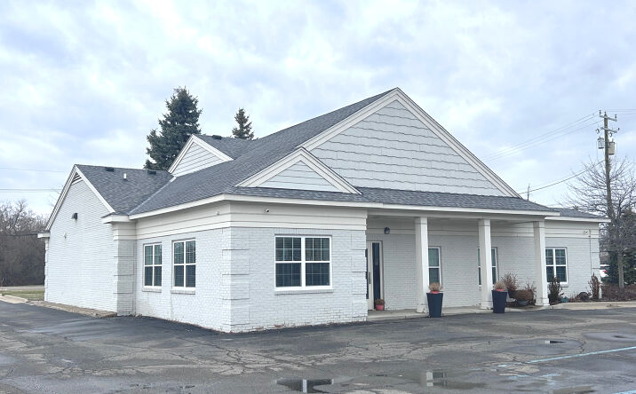 Pictures of Office property located at 2240 N Opdyke Rd, Auburn Hills, MI 48326 for sales - image #1