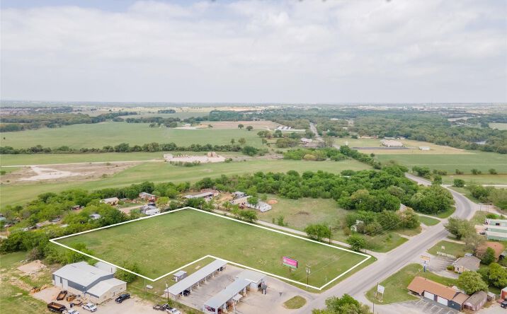 Pictures of Land property located at 2770 Fall Creek Hwy, Granbury, TX 76049 for sales - image #1
