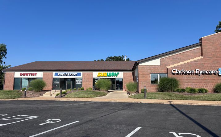 Pictures of Retail, Office property located at 4305 Butler Hill Rd, St. Louis, MO 63128 for sales - image #1