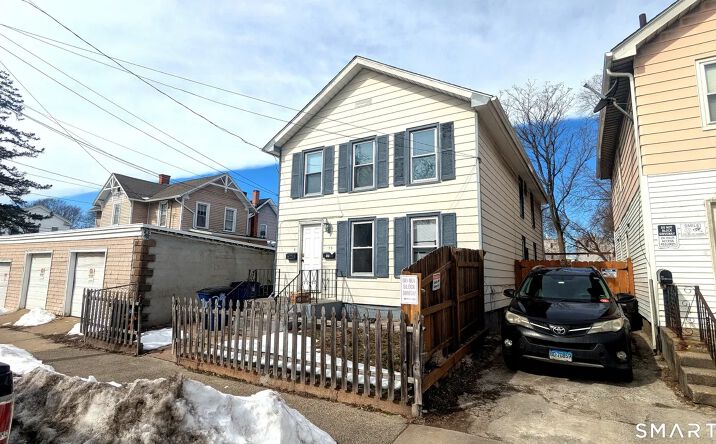 Pictures of Multifamily property located at 35 Saltonstall Ave, New Haven, CT 06513 for sales - image #1