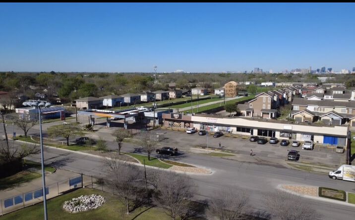 Pictures of Retail property located at 5822 Martin Luther King Blvd, Houston, TX 77021 for sales - image #1