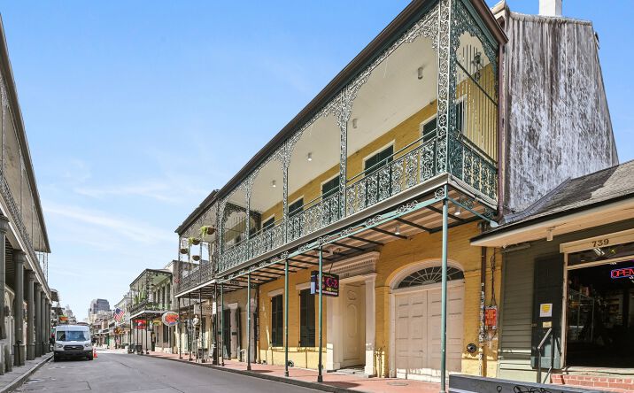 Pictures of Retail property located at 735 Bourbon Street, New Orleans, LA 70116 for sales - image #1