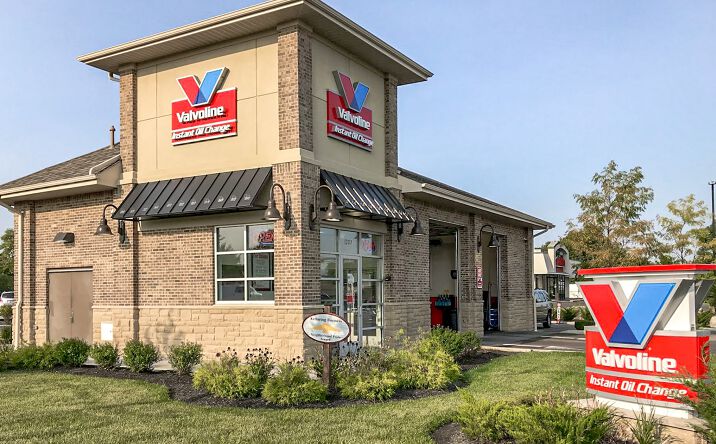 Pictures of Retail property located at 3105 S 9th St, Salina, KS 67401 for sales - image #1