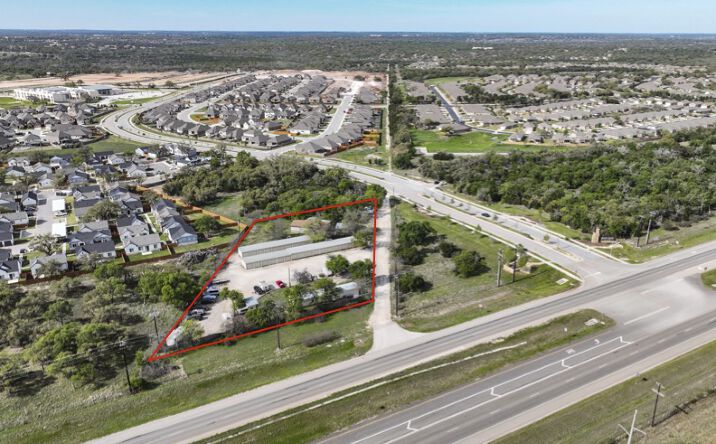 Pictures of Mobile Home Park, Retail, Self Storage property located at 101 Bonnet Ln, Georgetown, TX 78633 for sales - image #1