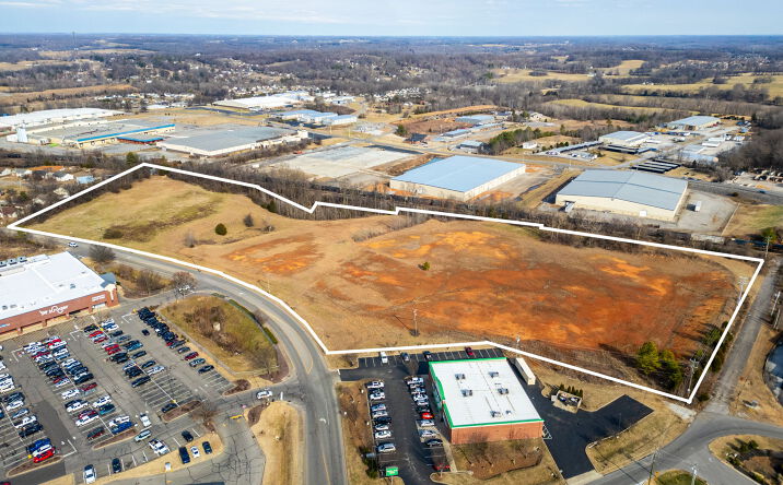 Pictures of Land property located at E 17th Ave, Springfield, TN 37172 for sales - image #1