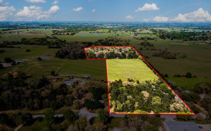 Pictures of Land property located at Old Burton Road, Brenham, TX 77833 for sales - image #1