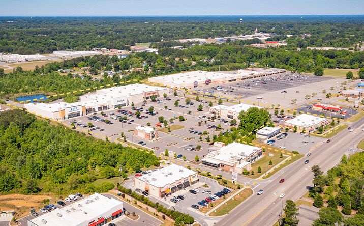 Pictures of Retail property located at 3044 S Horner Blvd, Sanford, NC 27332 for sales - image #1