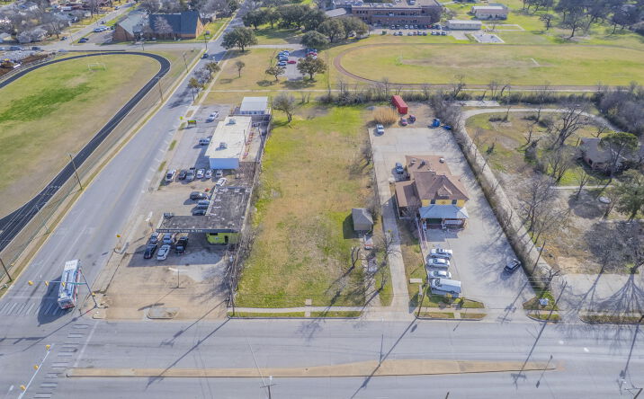 Pictures of Land property located at 2309 Oakland Blvd, Fort Worth, TX 76103 for sales - image #1