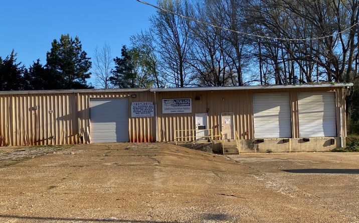 Pictures of Industrial property located at 102 W 10th St, Tupelo, MS 38801 for sales - image #1