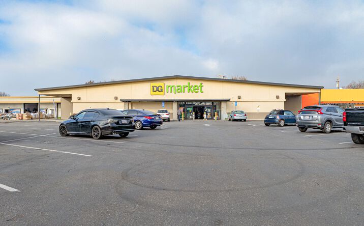 Pictures of Retail property located at 460 Antelope Blvd, Red Bluff, CA 96080 for sales - image #1