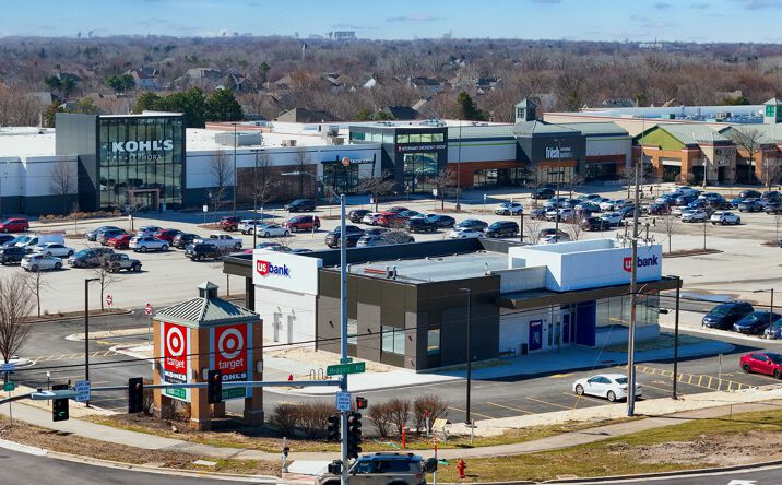 Pictures of Retail property located at 1297 E Higgins Rd, Schaumburg, IL 60173 for sales - image #1