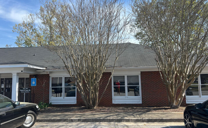 Pictures of Office property located at 1075 Cornwall Dr, Madison, GA 30650 for sales - image #1