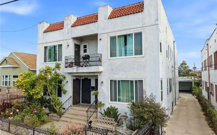 Pictures of Multifamily property located at 318 Cornwell, Los Angeles, CA 90033 for sales - image #1