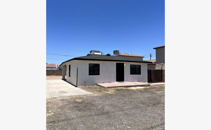 Pictures of Industrial property located at 1806 W Sherman St, Phoenix, AZ 85007 for sales - image #1