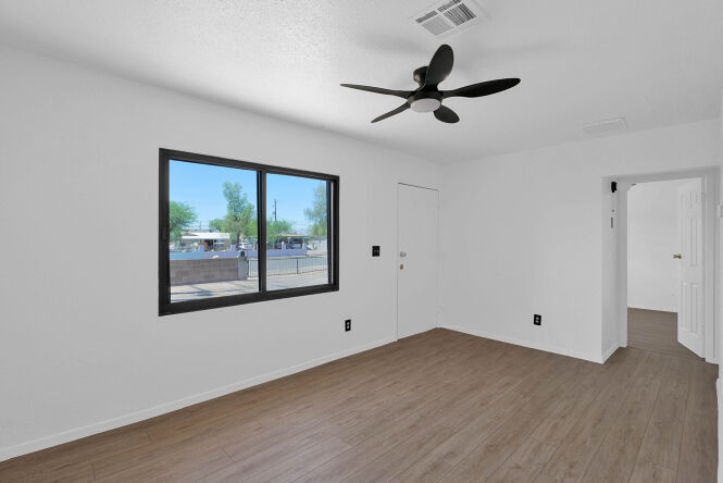 Pictures of Office property located at 1806 W Sherman St, Phoenix, AZ 85007 for sales - image #1