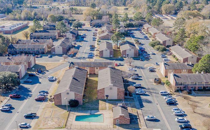 Pictures of Multifamily property located at 807 Walters St, Lake Charles, LA 70607 for sales - image #1