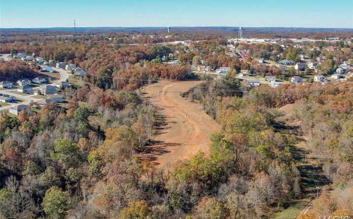 Pictures of Land property located at 101-118 Grant Street, Saint Robert, MO 65584 for sales - image #1