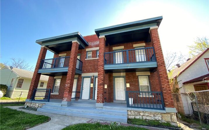 Pictures of Multifamily property located at 4515 Virginia Ave, Kansas City, MO 64110 for sales - image #1