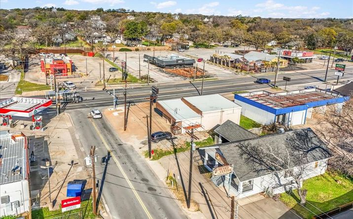 Pictures of Special Purpose property located at 105 Eureka Street, Weatherford, TX 76086 for sales - image #1