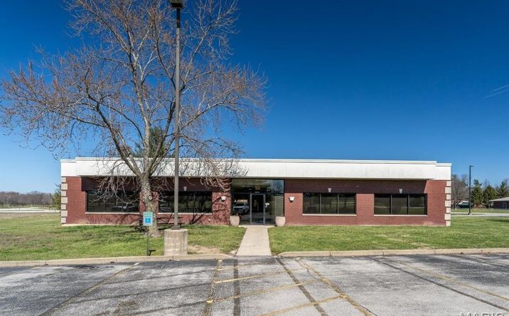 Pictures of Special Purpose property located at 100 N Research Drive, Edwardsville, IL 62025 for sales - image #1