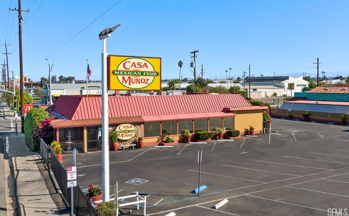 Pictures of Special Purpose property located at 1736 Union Avenue, Bakersfield, CA 93305 for sales - image #1
